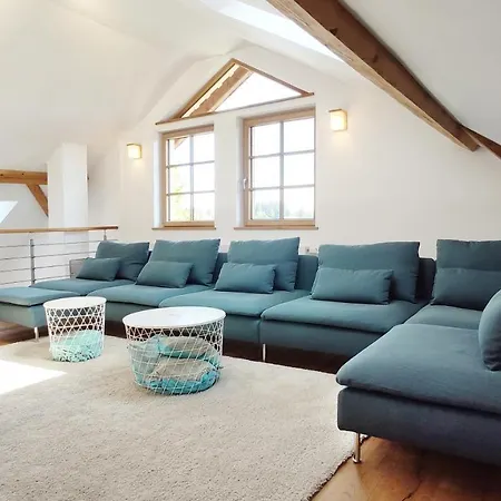 Exklusive, Sonnige Neubau Ferienwohnung Mit Dem Flair Einer Ehemaligen Scheune 아파트 *